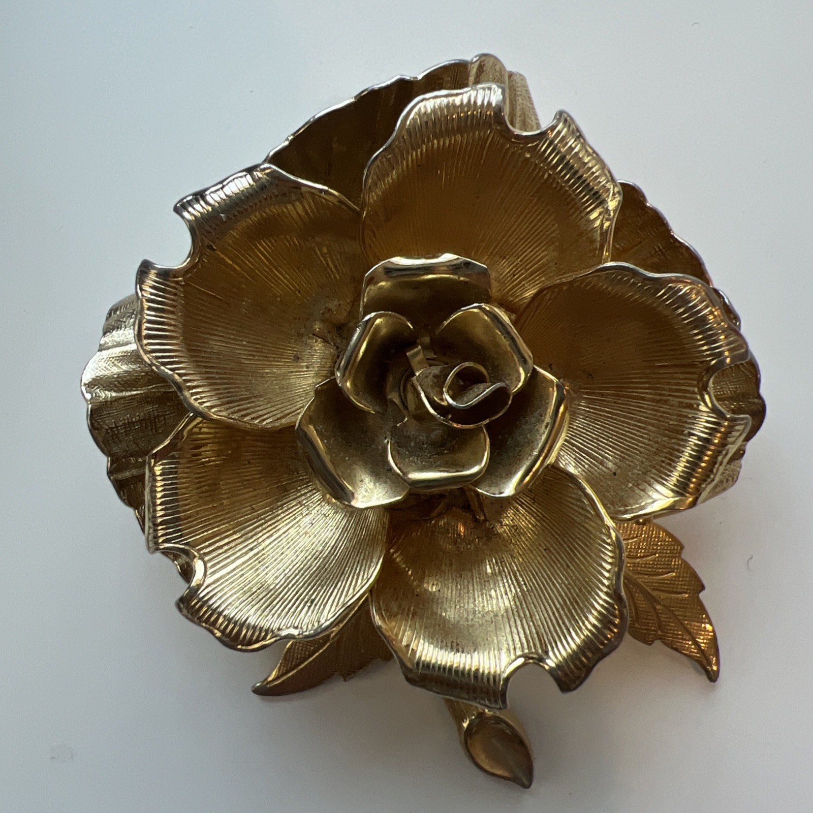Vintage Warner NY Day / Night Mechanical Flower Brooch Pin Signed Goldtone NICE