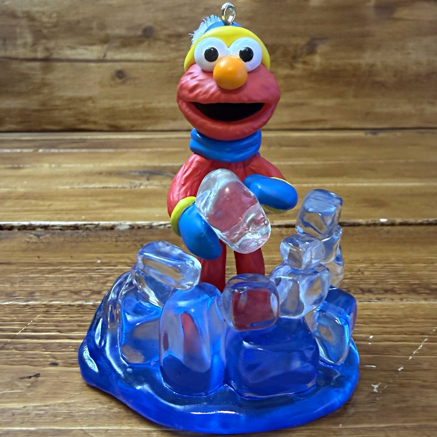 Vtg 2004 Sesame Street Elmo Loves Snow Winter Ornament Ice Fort Carlton Cards Vtg 2004 Sesame Street Elmo Loves Snow Winter Ornament Ice Fort Carlton Cards