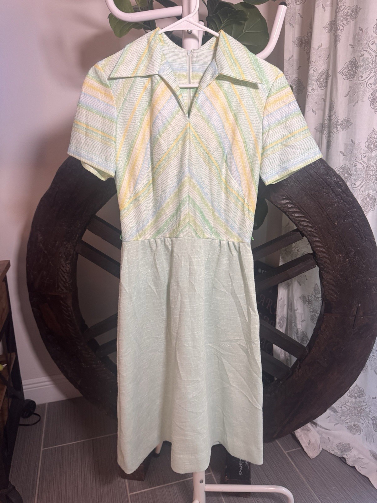 VTG 70s The Stroller Pastel Chevron Midi Dress Collared Short Sleeve Day Dress M VTG 70s The Stroller Pastel Chevron Midi Dress Collared Short Sleeve Day Dress M