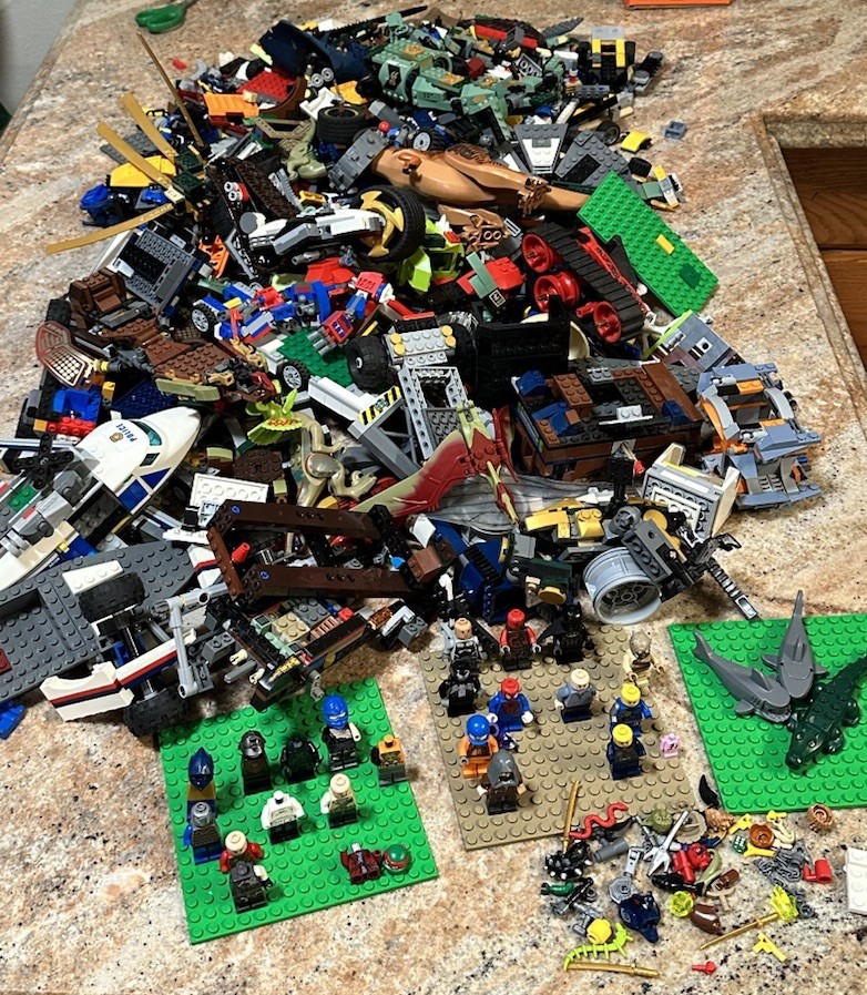 LEGO 15lb Lot Various Sets, Mini Figs, Accessories & Building Bases