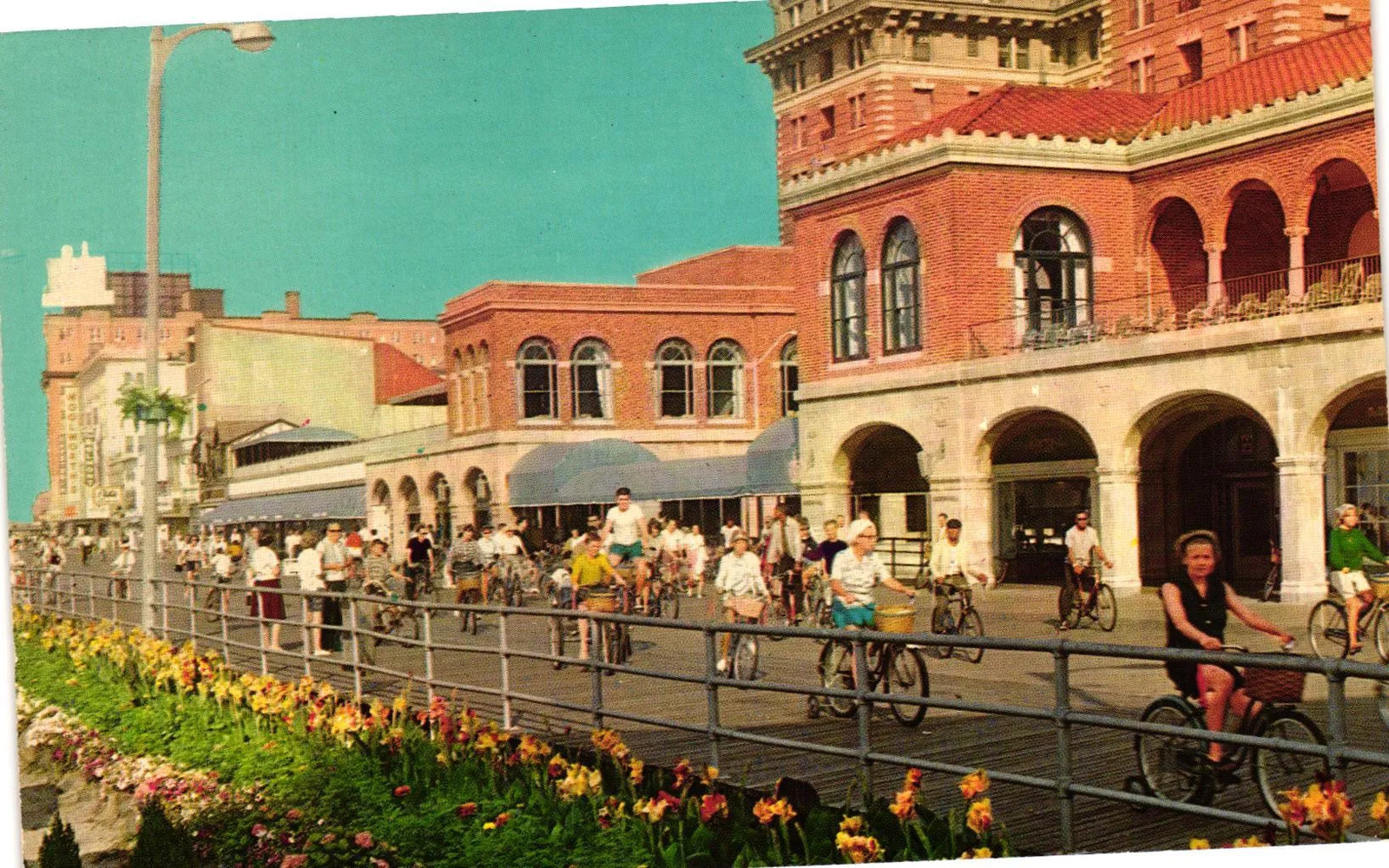 Vintage Postcard- BOARDWALK, ATLANTIC CITY, N.J.