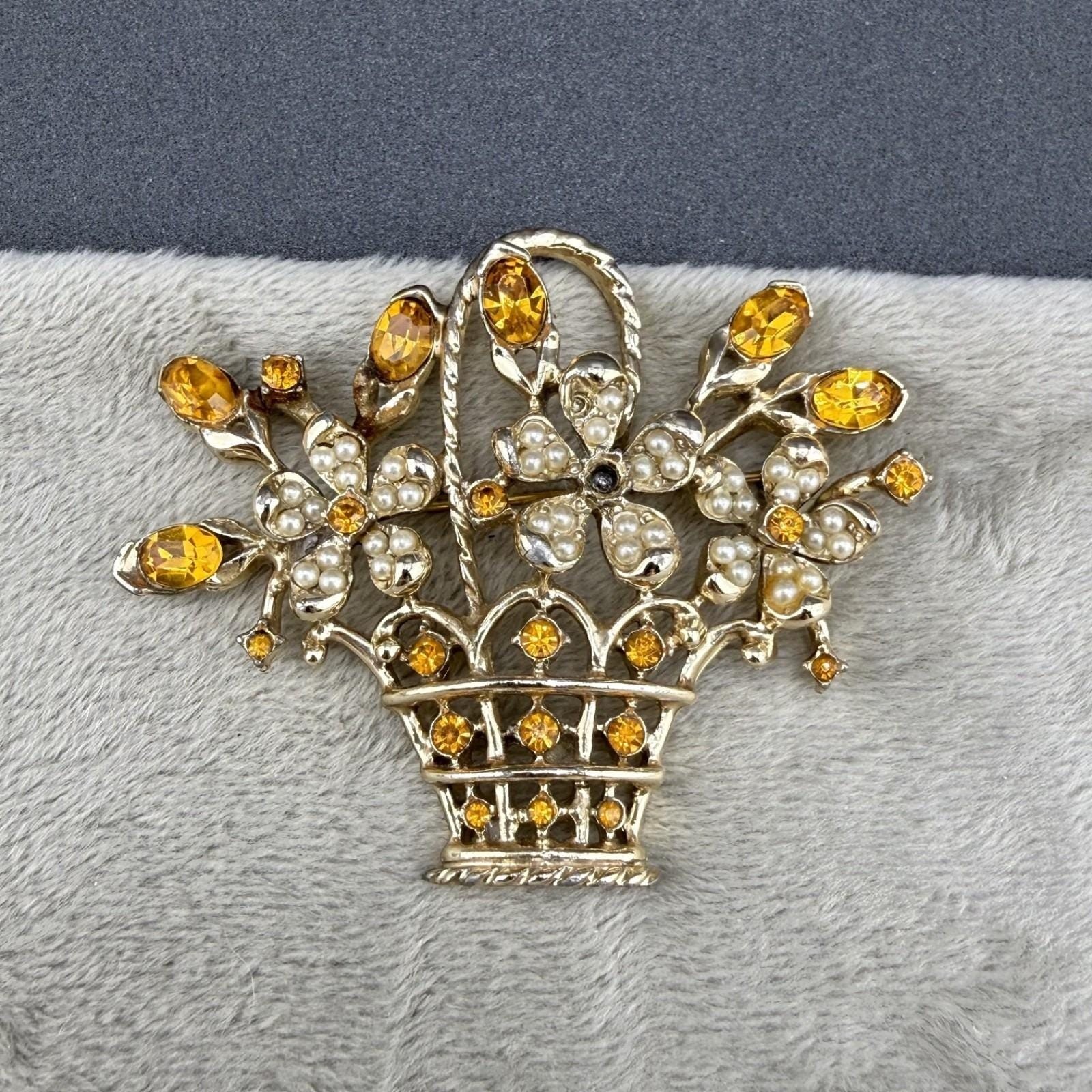 Vintage Estate Brooch Flower Basket Orange Rhinestone Faux Pearl Gold Tone READ