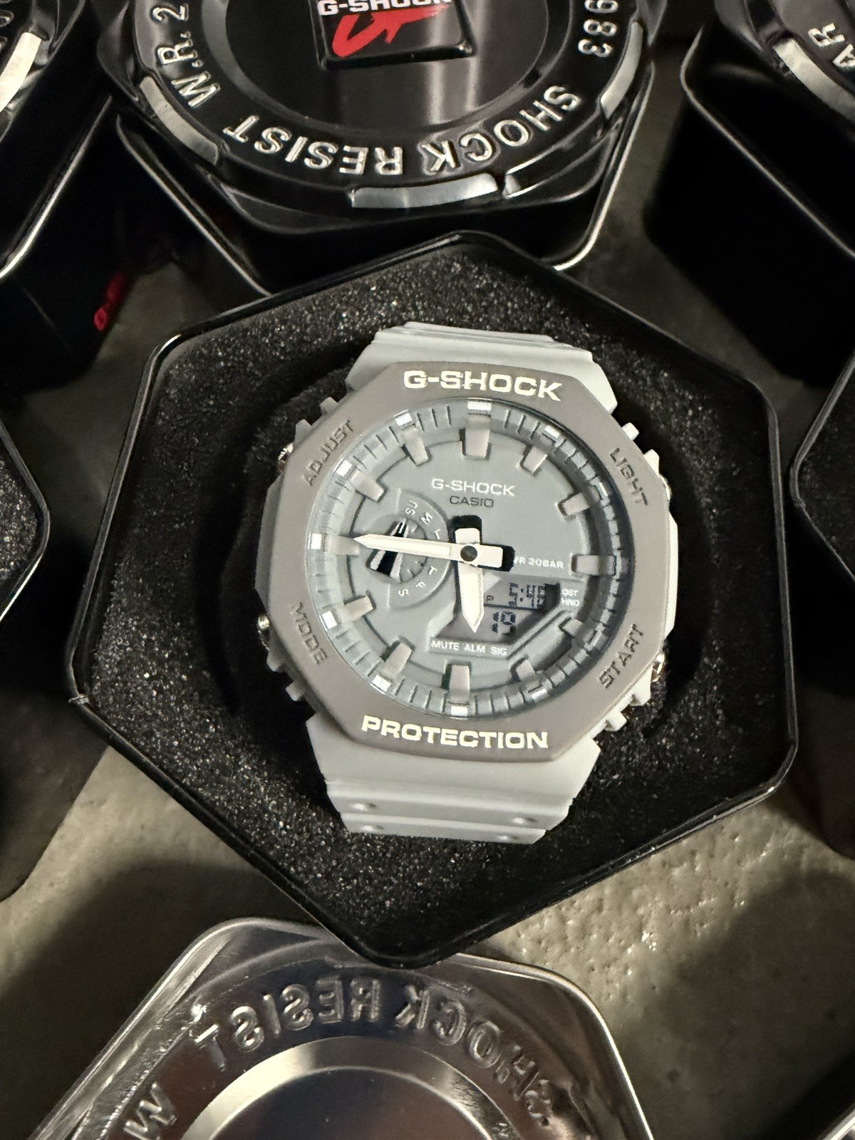 G-SHOCK Shock-Resistant Analog/Digital Quartz Gray Resin Watch w/Box G-SHOCK Shock-Resistant Analog/Digital Quartz Gray Resin Watch w/Box