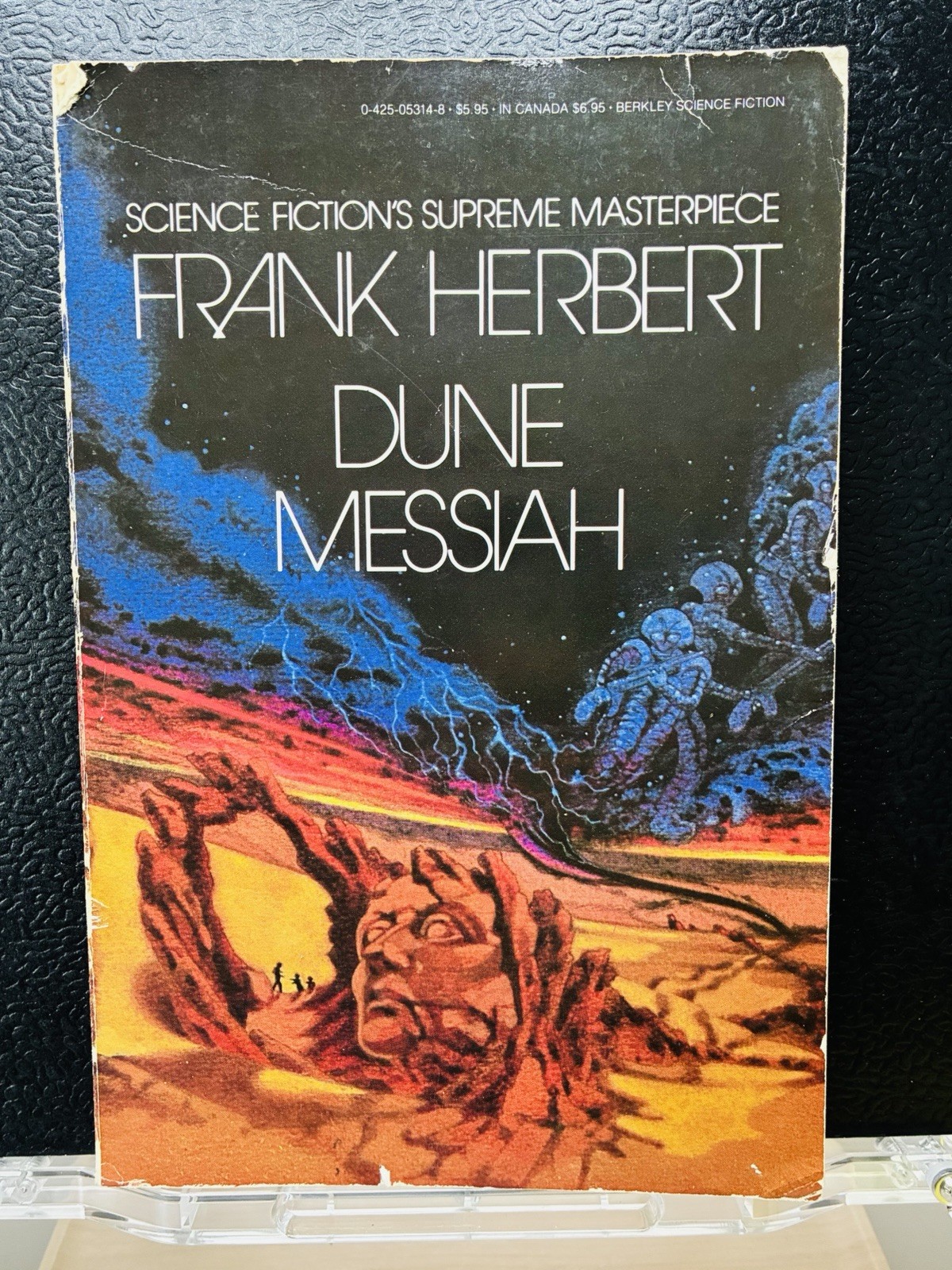 1982 DUNE MESSIAH BERKLEY TRADE EDITION PAPERBACK FRANK HERBERT BOOK SCI FI 1982 DUNE MESSIAH BERKLEY TRADE EDITION PAPERBACK FRANK HERBERT BOOK SCI FI