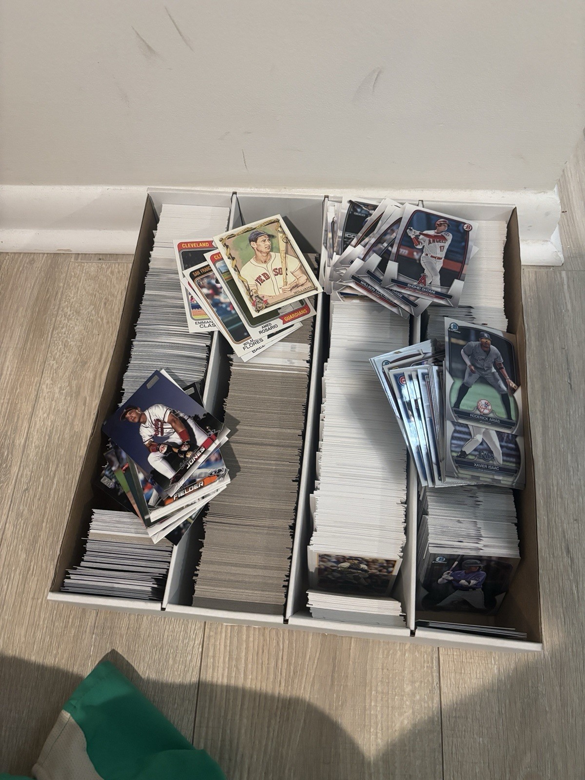 500 Card Random Unsearched Topps Modern Baseball Lot- 2021-2026 500 Card Random Unsearched Topps Modern Baseball Lot- 2021-2026