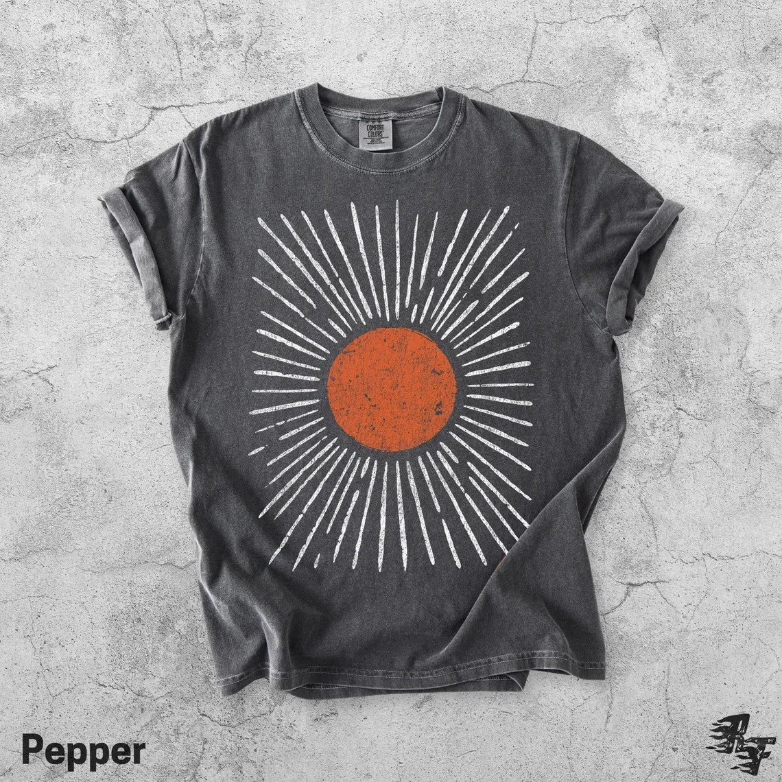 Retro Sun Shirt Celestial Sky Graphic Tee Vintage Hippie Groovy Nature Lover