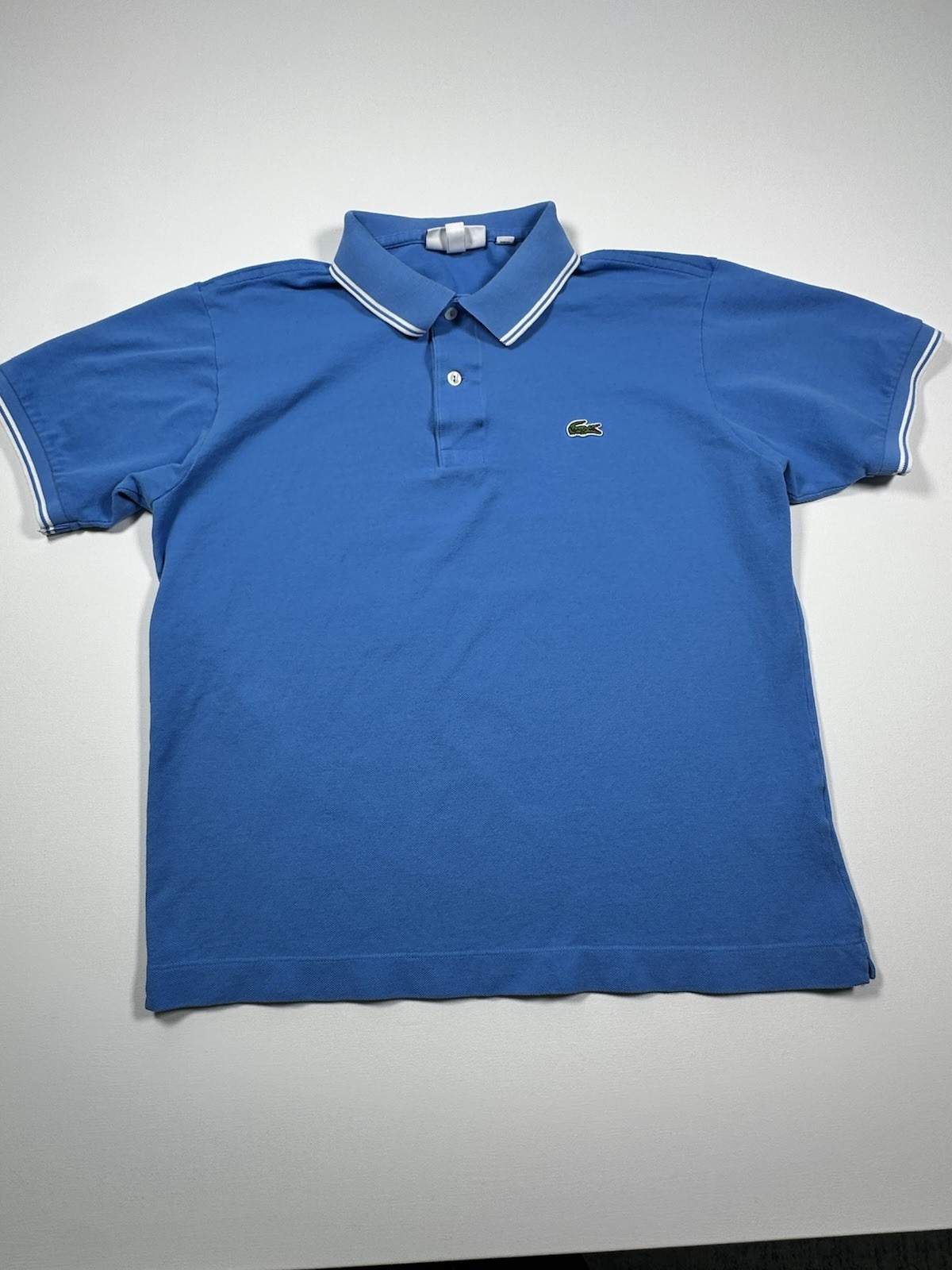 Lacoste Men’s  M Blue Cotton white trim Short Sleeve SMALL MARK  below button