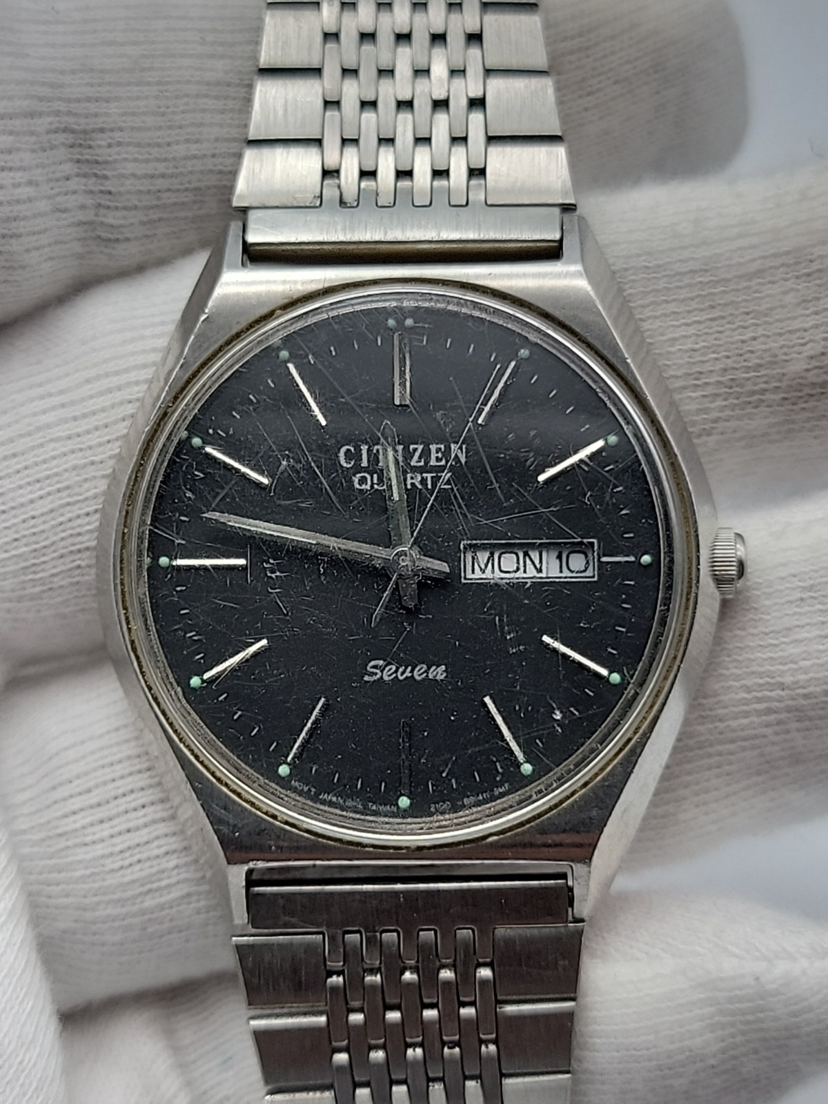 VTG Citizen Seven Watch 35mm Date Display Stainless Steel Band 5.75\