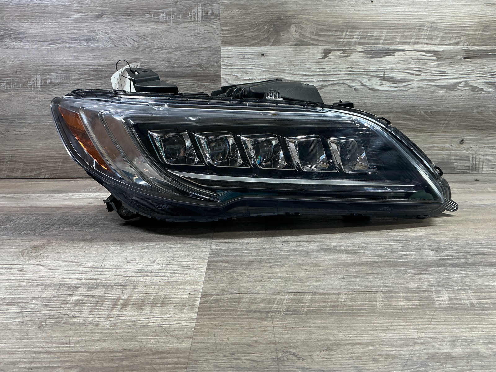USED - 2016-2018 Acura RDX R Headlamp LED - OEM USED - 2016-2018 Acura RDX R Headlamp LED - OEM