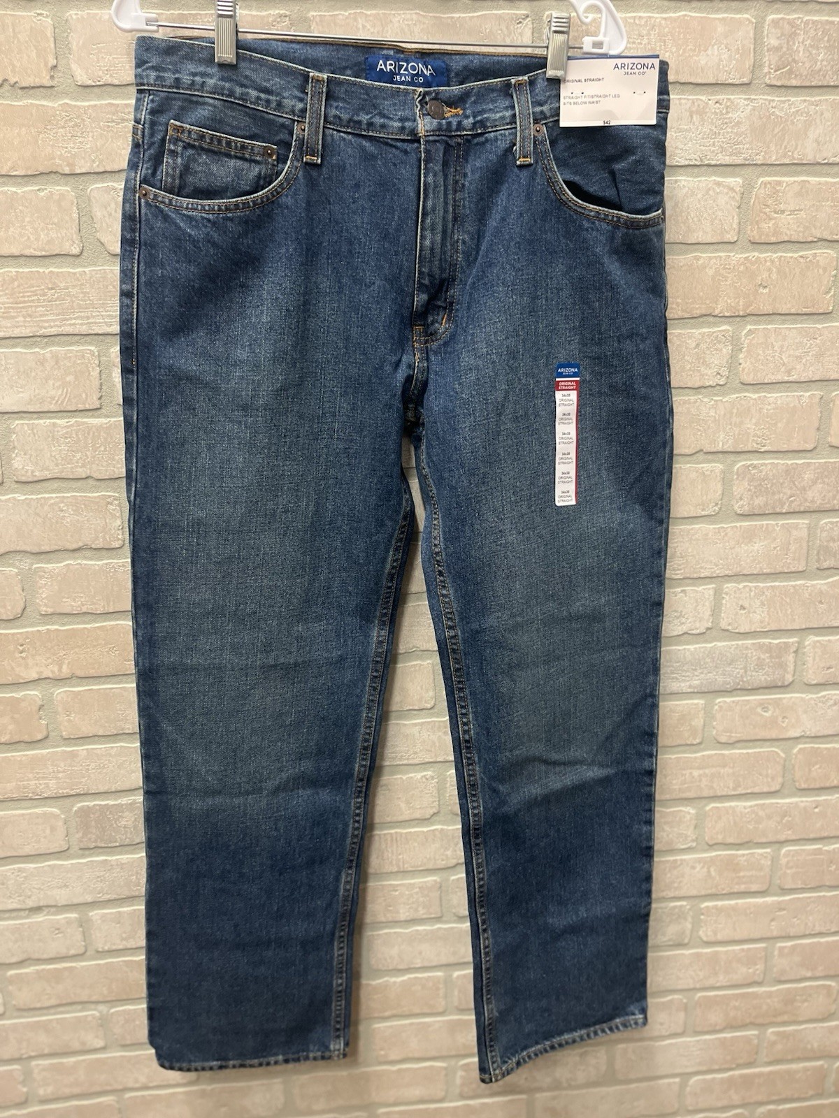 Arizona jeans Men’s Sz 34/30 Straight jeans size boot cut NWT