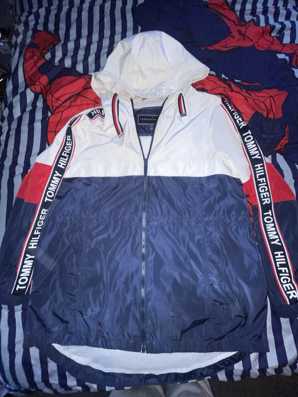 Vintage Tommy Hilfigher zip Up Wind Breaker Size Small