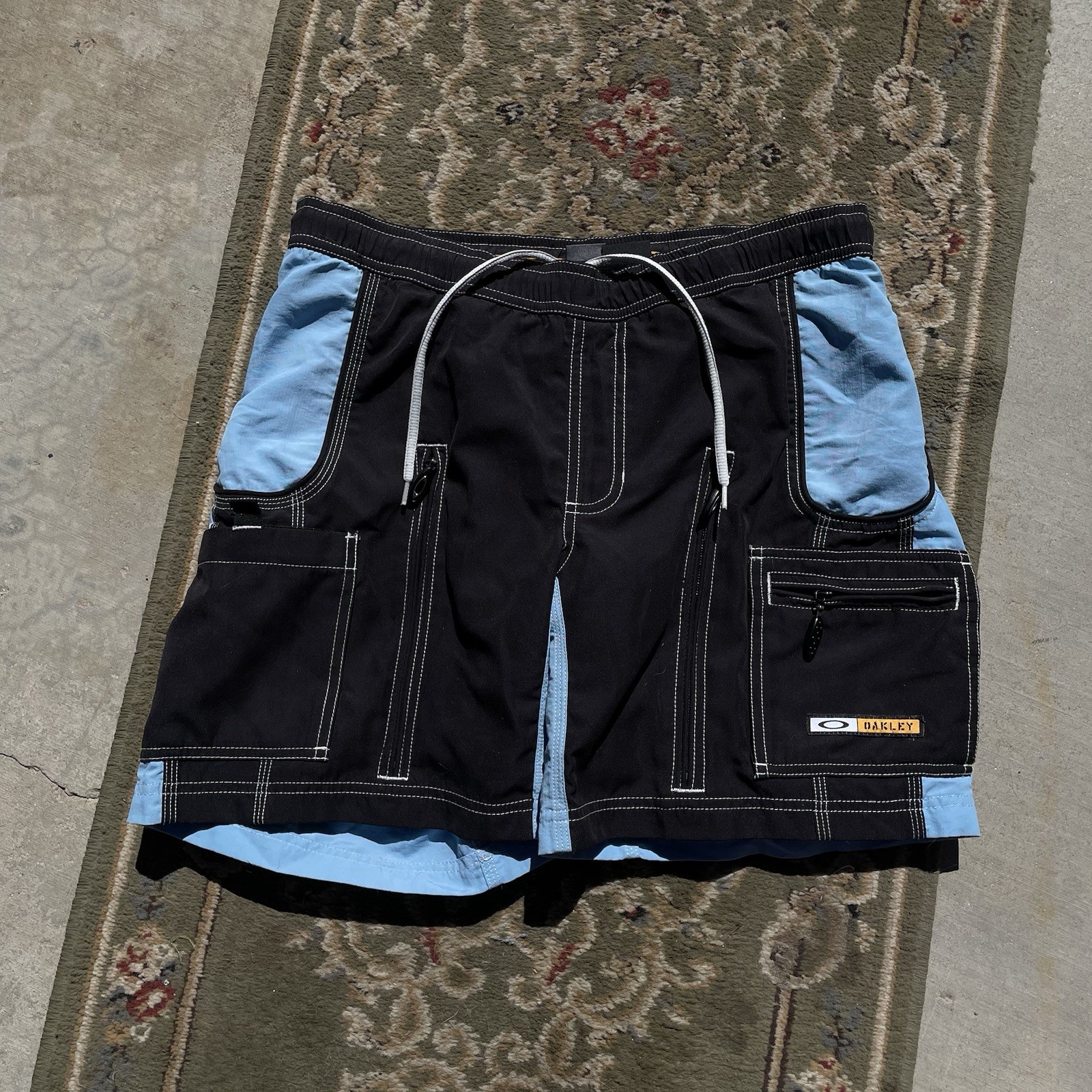 Vintage 2000’s Oakley Tactical Shorts Two Tone Blue Size Small Y2K
