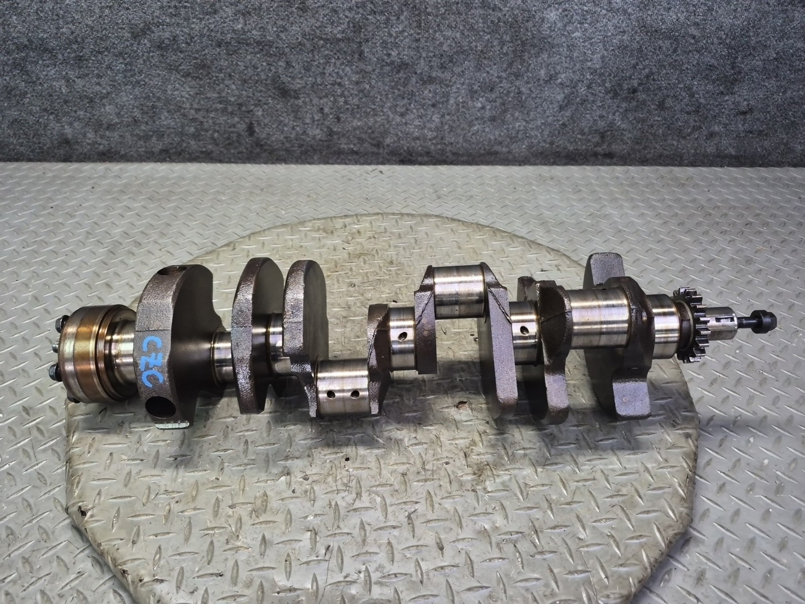 1992 CHEVROLET CORVETTE C4 5.7L LT1 ENGINE CRANKSHAFT UNIT 81k MILES OEM