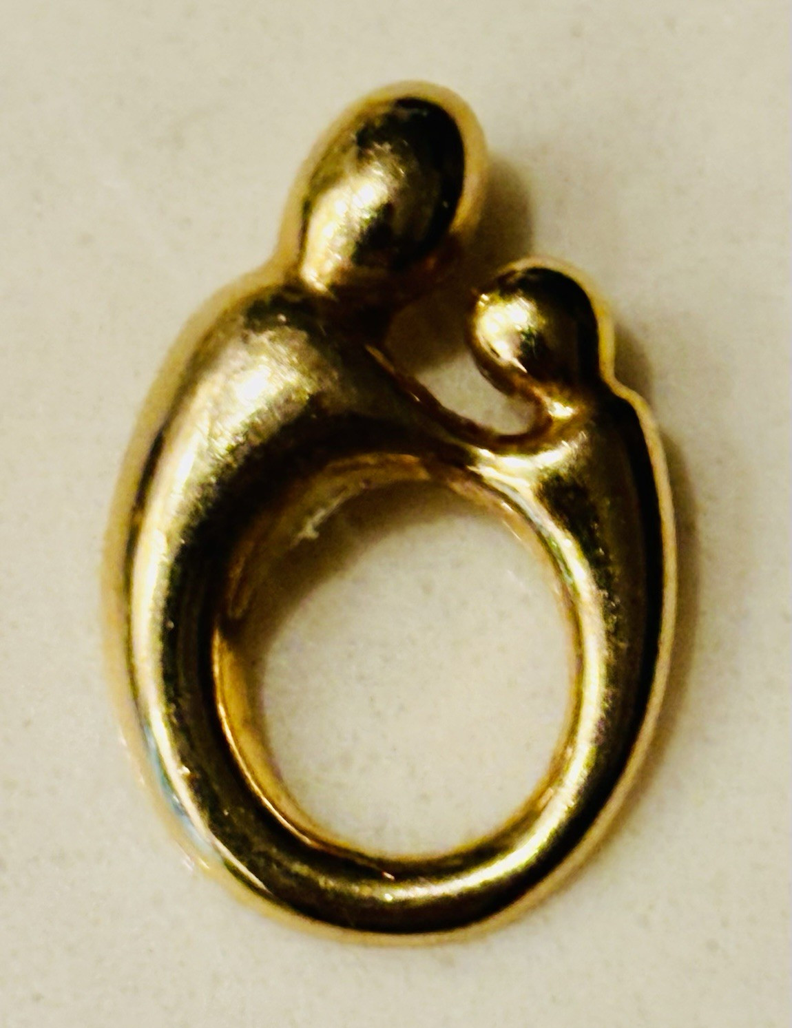 Vintage Kay Jewelers 14K Yellow Gold Mother & Child Abstract Pendant
