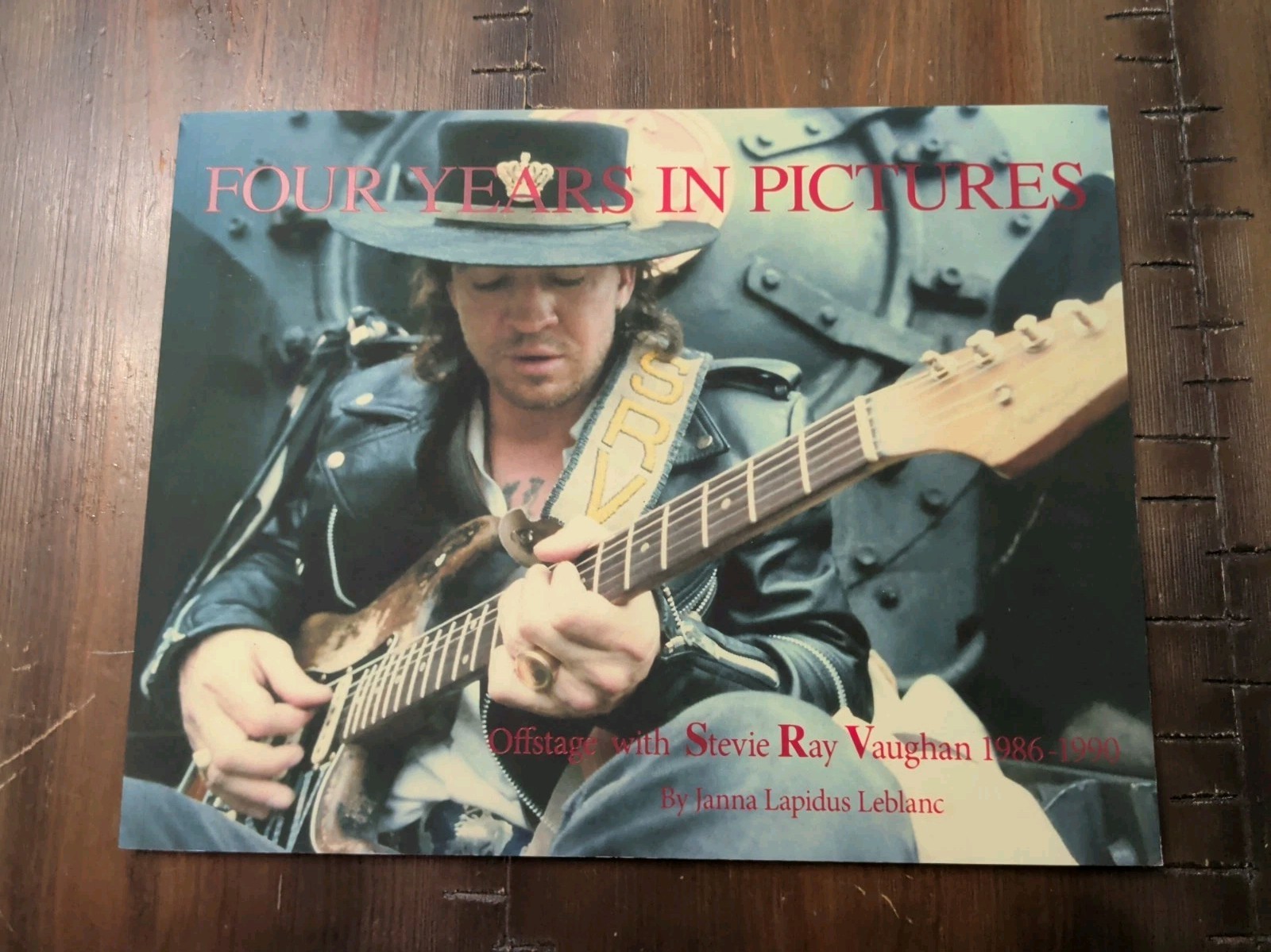 Stevie Ray Vaughan 1986-1990 FOUR YEARS IN PICTURES Book Mega Rare OOP EXCELLENT