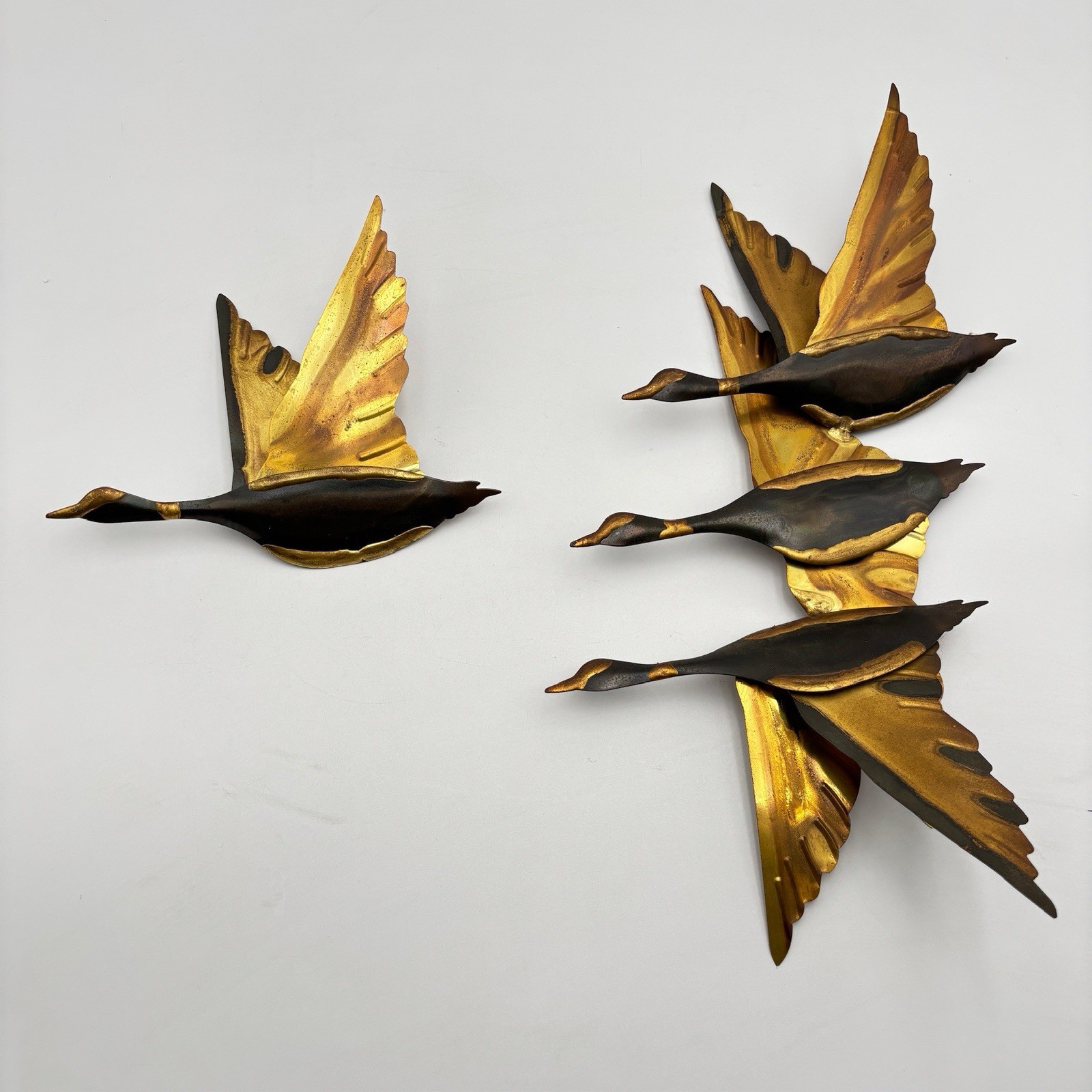 Vtg MCM Metal Brutalist Styled Flying Geese Duck Wall Hanging Set 60s Home Decor Vtg MCM Metal Brutalist Styled Flying Geese Duck Wall Hanging Set 60s Home Decor