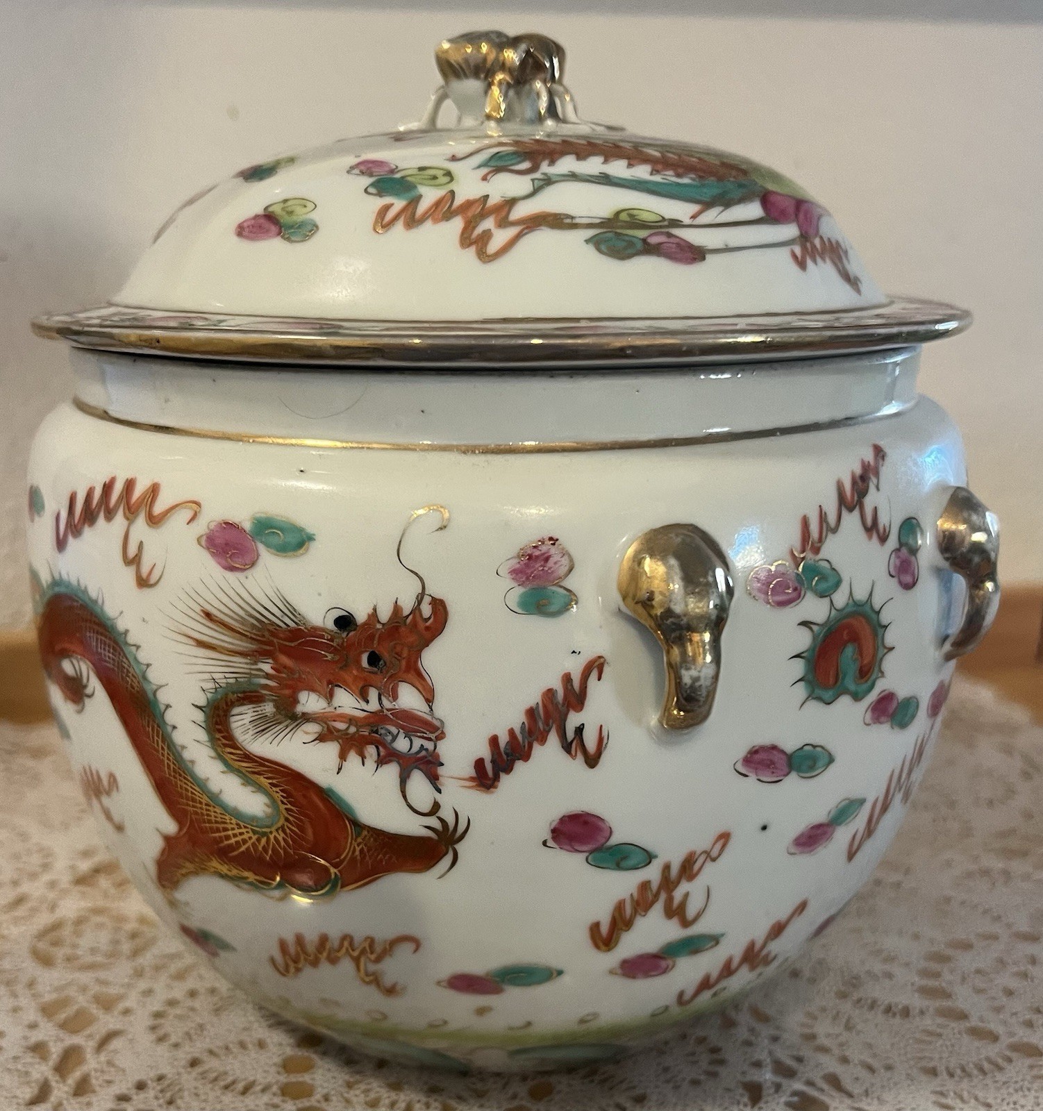 Antique Cinese Bowl And Lid Hand Painted 8x8x8inch
