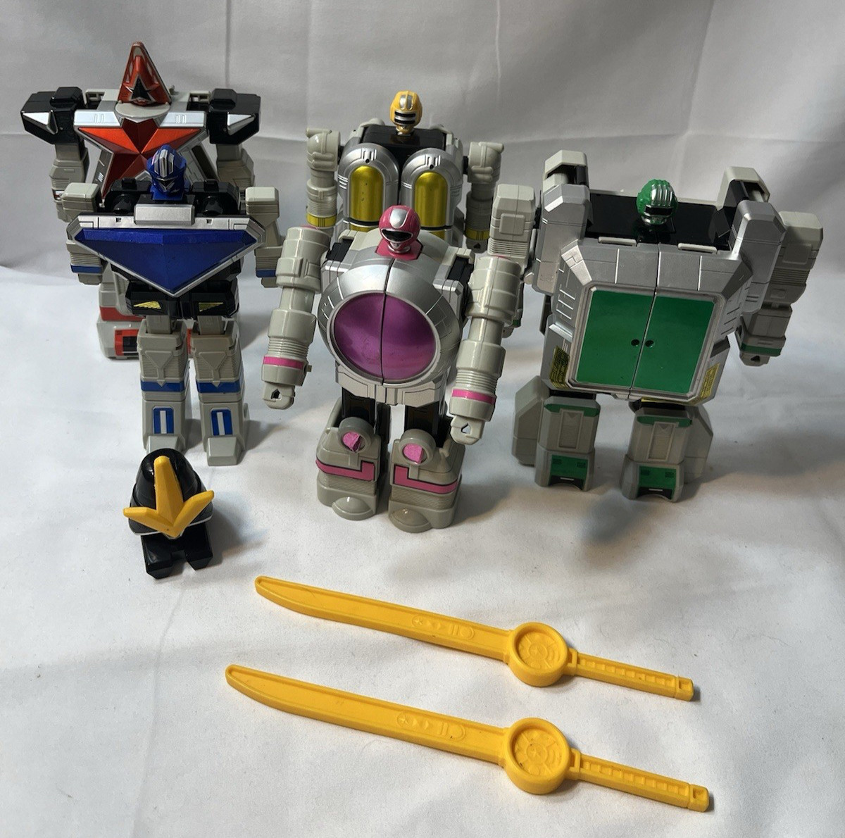 Vintage Bandai MMPR Power Rangers Deluxe Super Zeo Megazord 1996 complete swords Vintage Bandai MMPR Power Rangers Deluxe Super Zeo Megazord 1996 complete swords