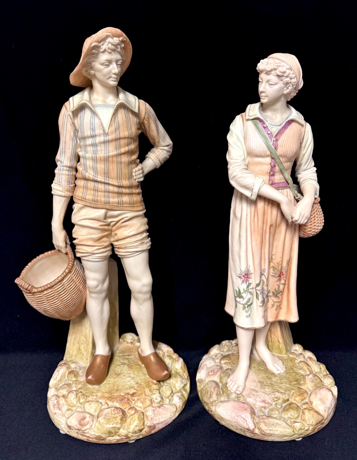 Antique Royal Worcester James Hadley French Fisherman & Fisherwoman Figures 17