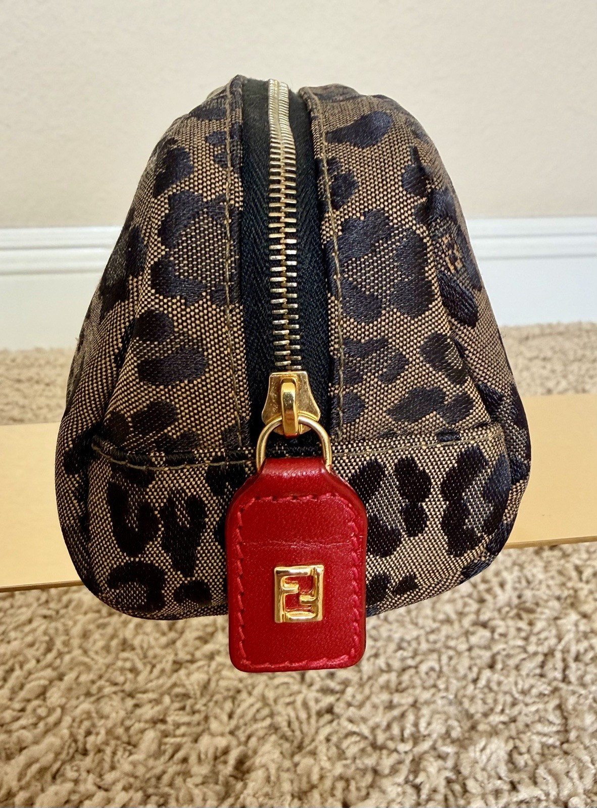 FENDI  Authentic Vintage Leopard Print Cosmetic Pouch Bag excellent condition