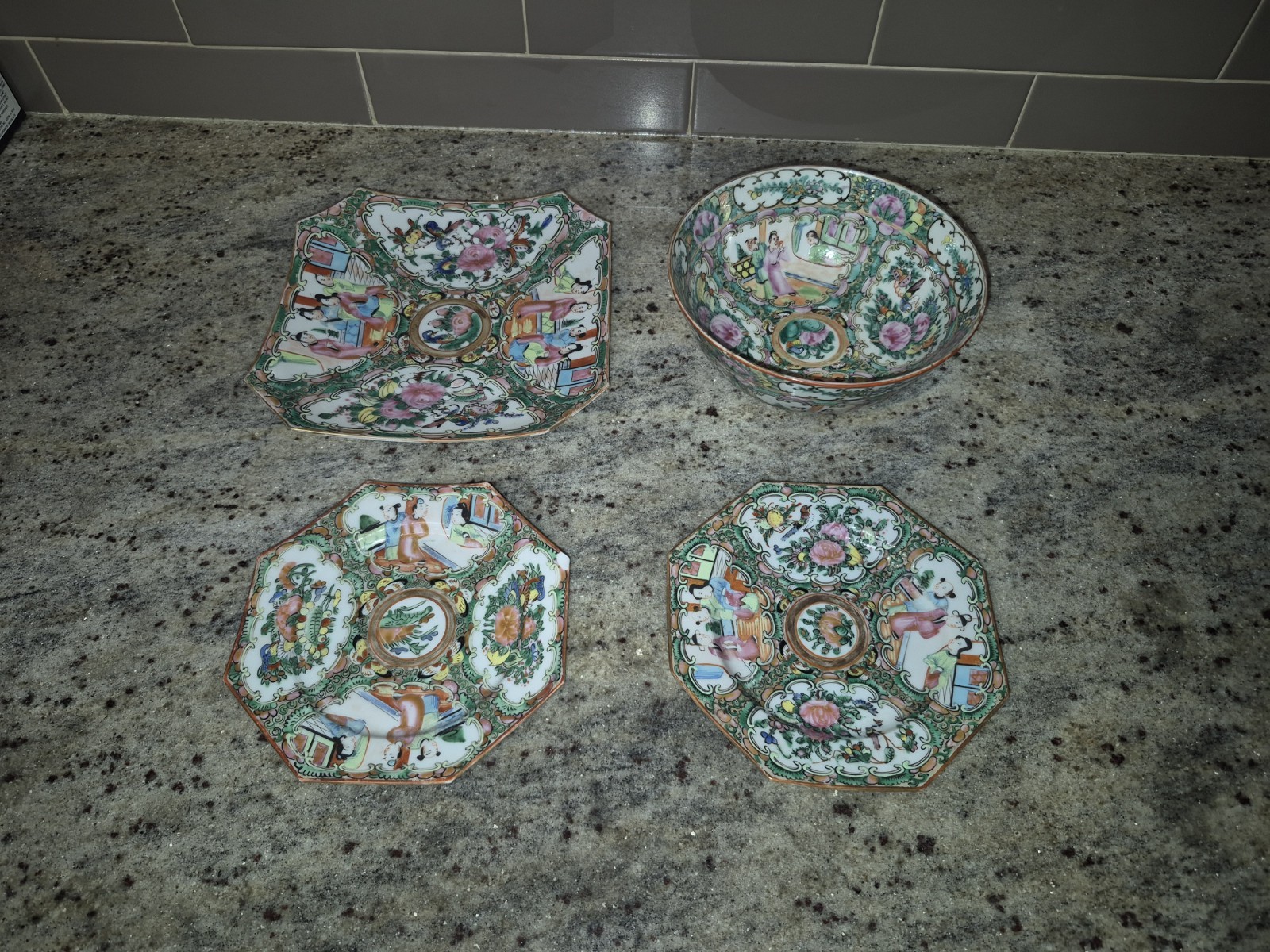 Antique Chinese Rose Medallion Porcelain 4 Piece Set Bowl Plates Famille Rose