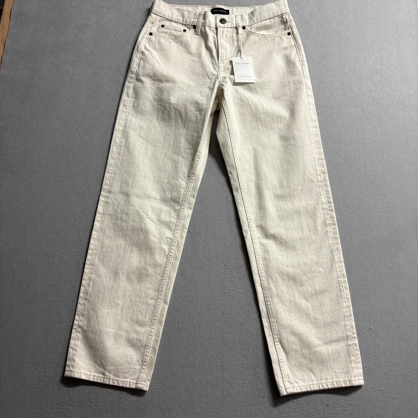 Free Assembly Modern Straight Jeans Womens 30x30 Ecru White 100% Cotton Denim