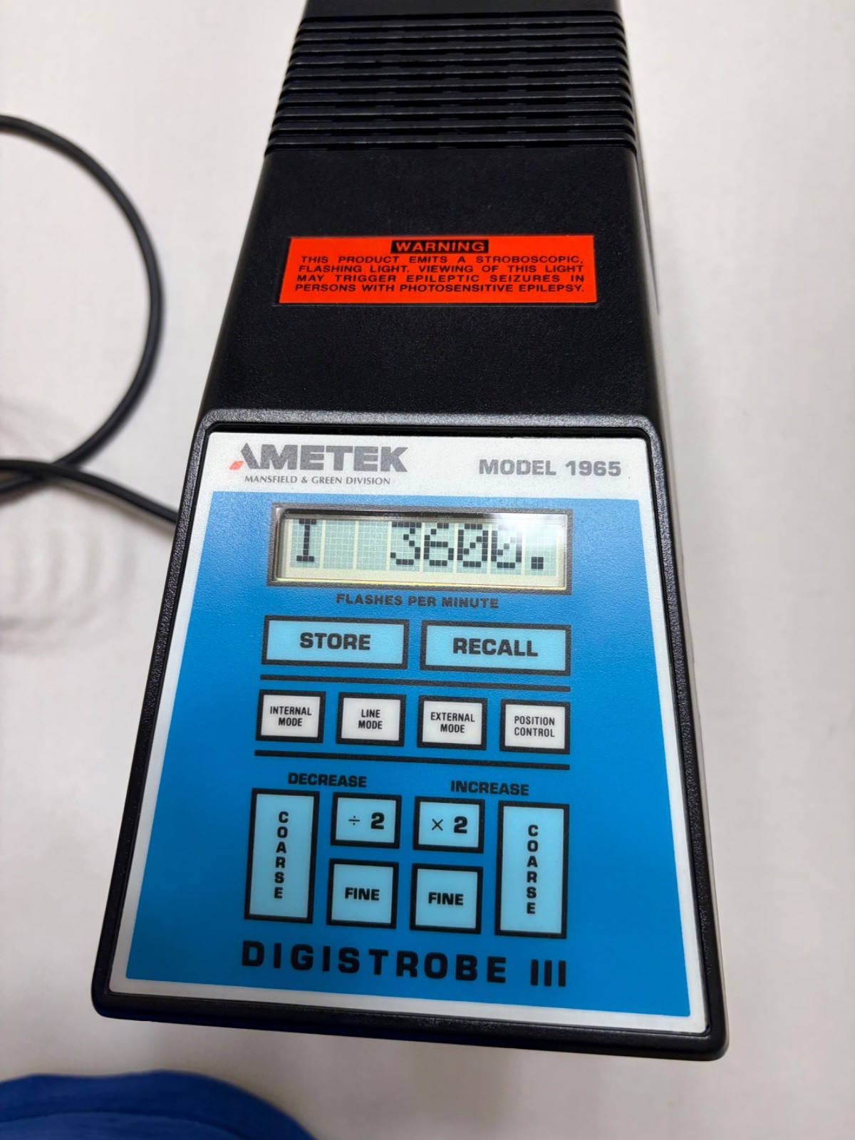 AMETEK MODEL1965 DIGISTROBE 3 Made in USA Strobe light tachometer.