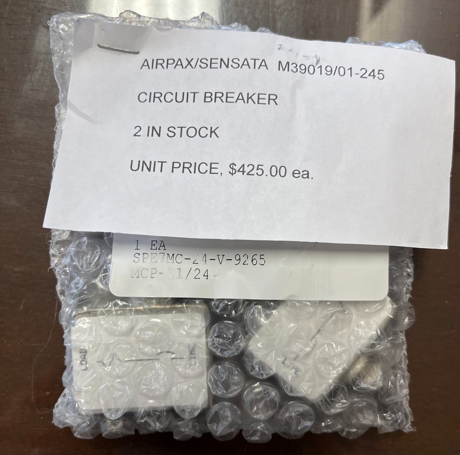 Airpax/Sensata Circuit Breaker P/N M39019/01-245 Airpax/Sensata Circuit Breaker P/N M39019/01-245