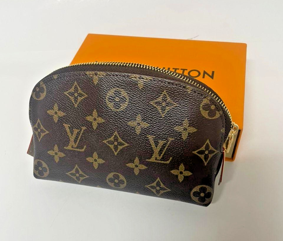 LOUIS VUITTON Monogram Pochette Cosmetic PM Pouch LV Auth