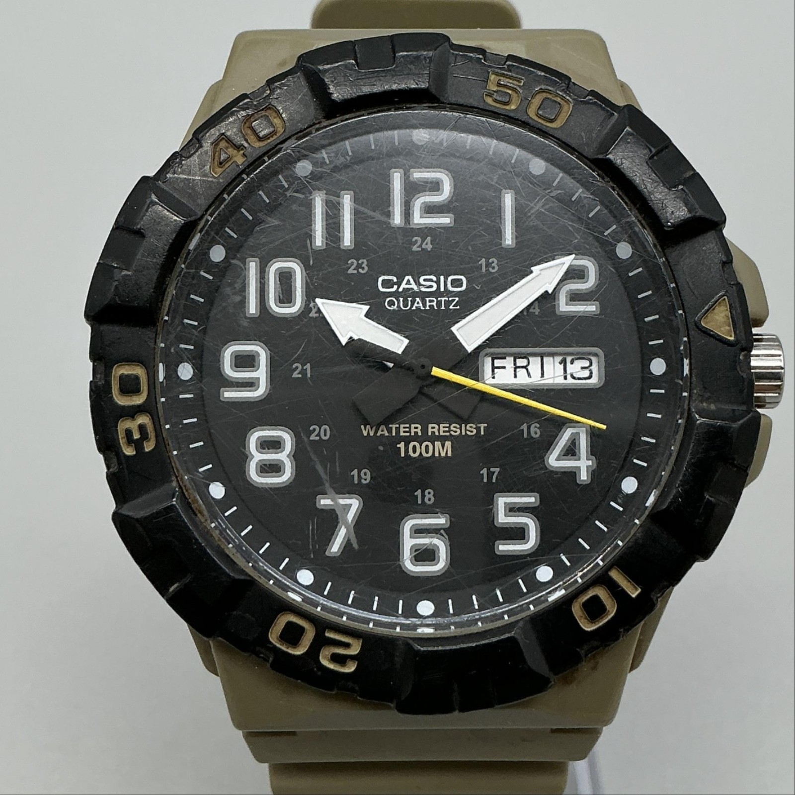 Casio MRW-210H Mens Watch 50mm Black Dial Tan Resin Strap Day Date 100M Casio MRW-210H Mens Watch 50mm Black Dial Tan Resin Strap Day Date 100M