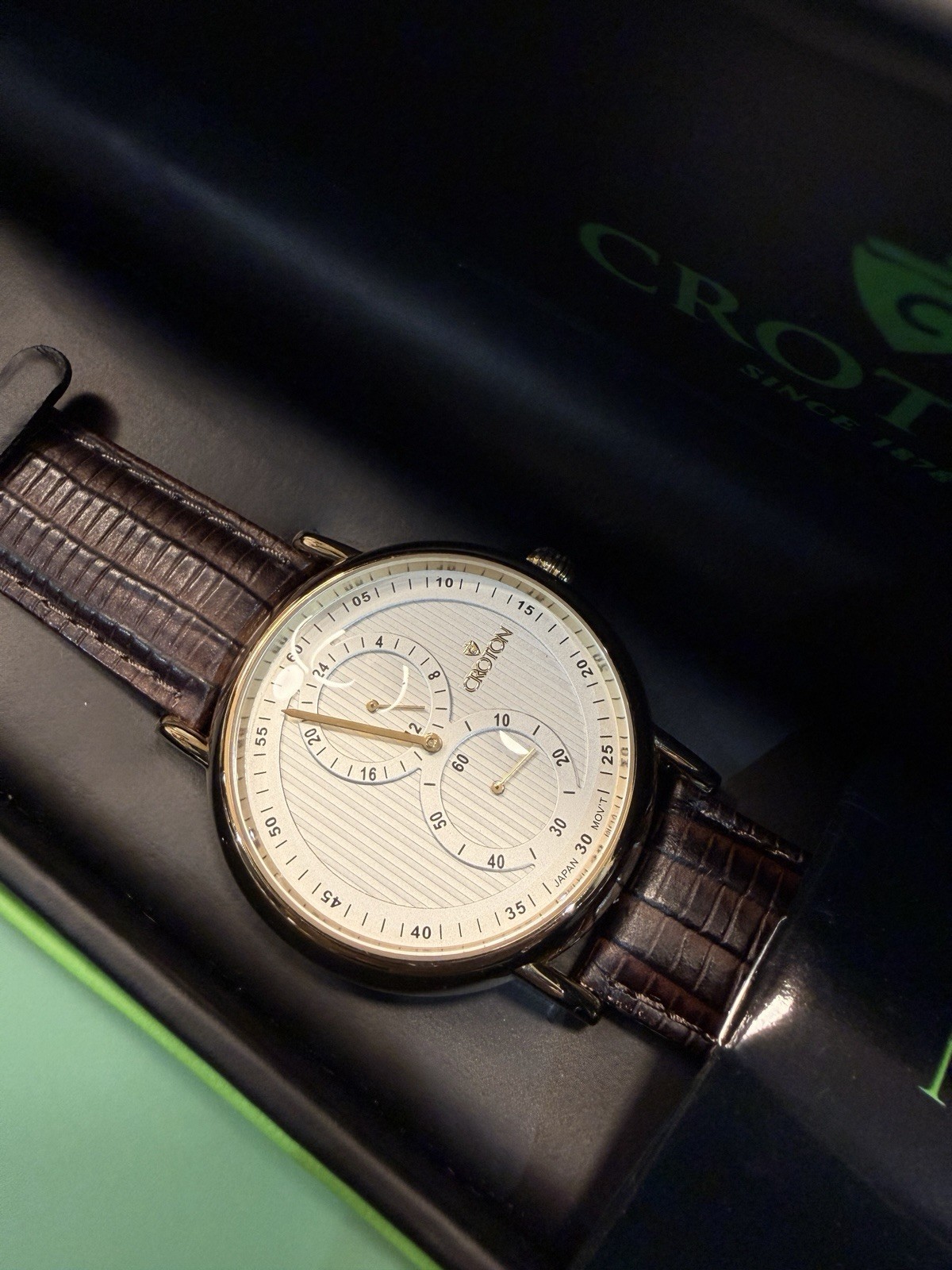 Croton Men’s 44mm Gold Tone Watch w/ Inner & Outer Boxes + Papers Running