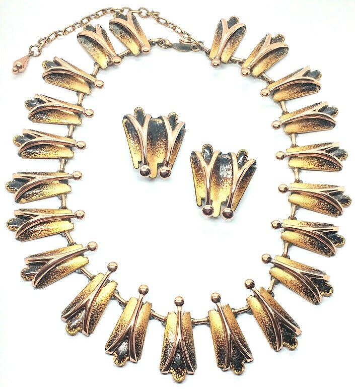 Elegant Vintage Mid-Century Matisse Black Enamel Copper Necklace Earrings Set Elegant Vintage Mid-Century Matisse Black Enamel Copper Necklace Earrings Set