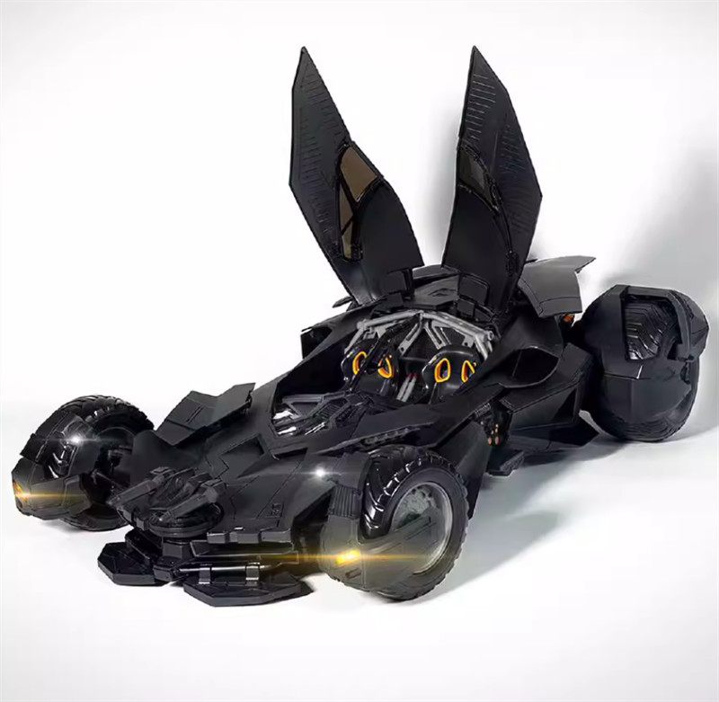 NEW Yuanye Culture XIWANSHE Justice League Batmobile 1/12 Model Kit IN STOCK