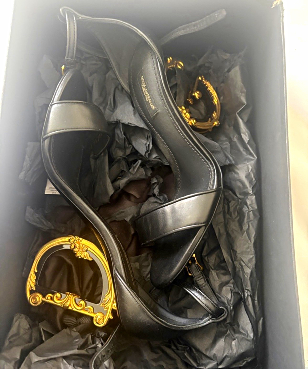 Dolce&Gabbana Women’s Black Leather Strappy Ankle Strap Sandals 7.5 Dolce&Gabbana Women’s Black Leather Strappy Ankle Strap Sandals 7.5