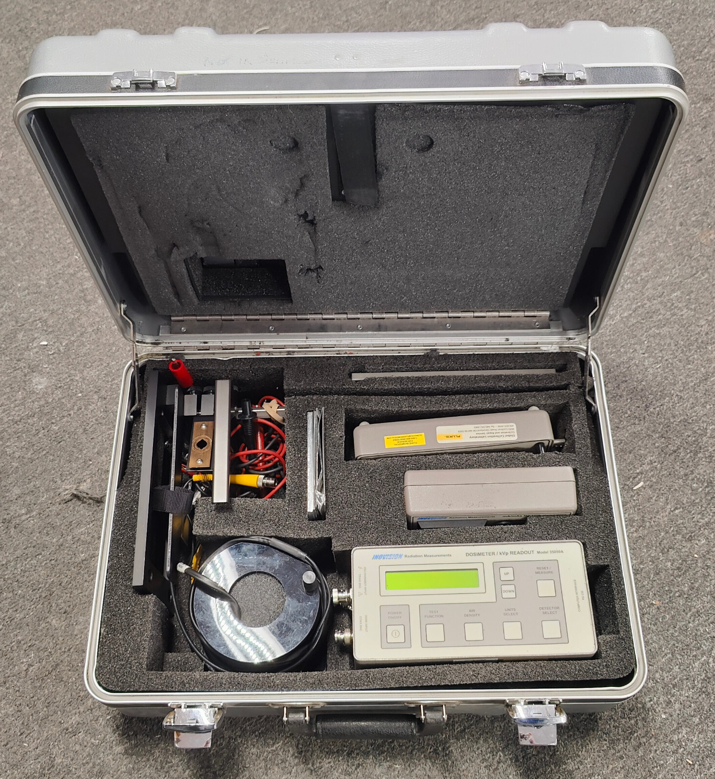 Fluke Inovision Mobile Radiation Diagnostic Kit w/ 35035, 35050A, 35080B, + Accs