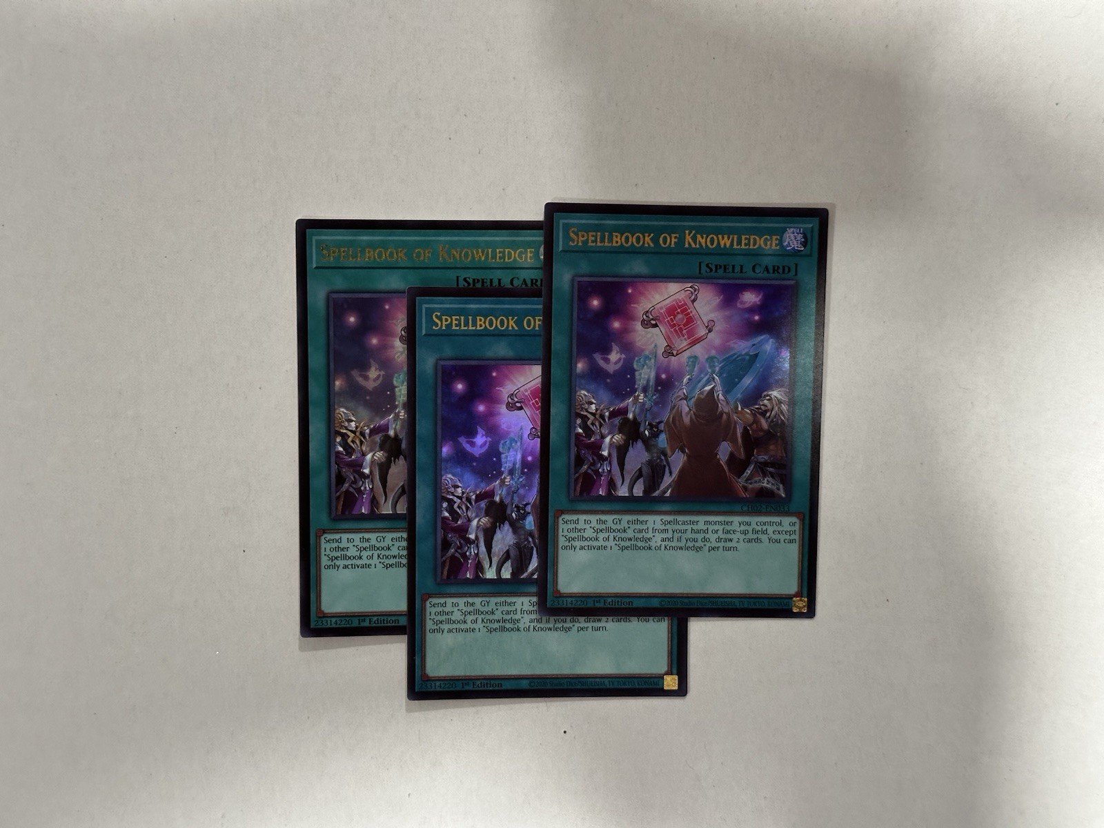 3x Spellbook of Knowledge 1st Edition Ultra Rare CH02-EN033 Yu-Gi-Oh NM 3x Spellbook of Knowledge 1st Edition Ultra Rare CH02-EN033 Yu-Gi-Oh NM