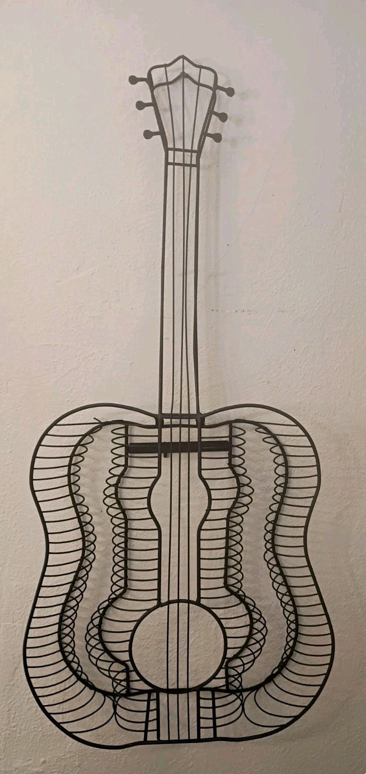  🔥🔥🔥Vintage Guitar Shaped Metal CD/DVD Rack Holder / Art Piece 🔥🔥 🔥