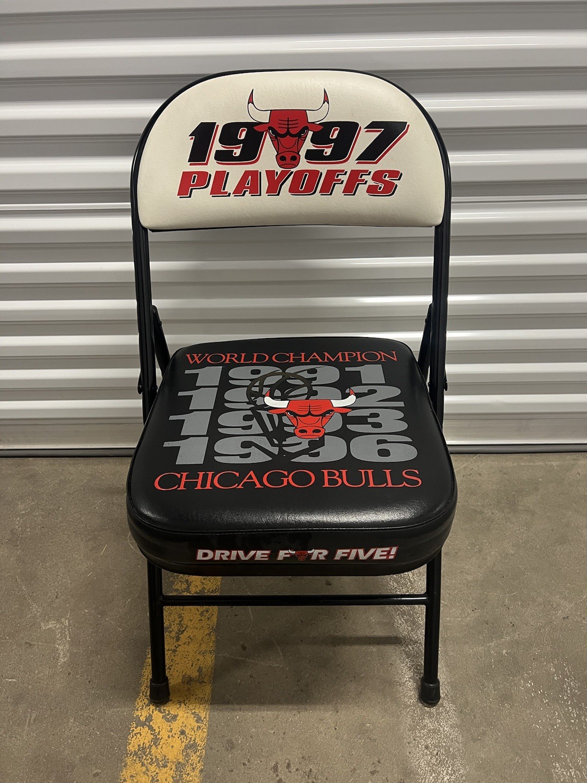 Original 1997 Chicago Bulls Playoffs Folding Chair Seat from United Center Champ