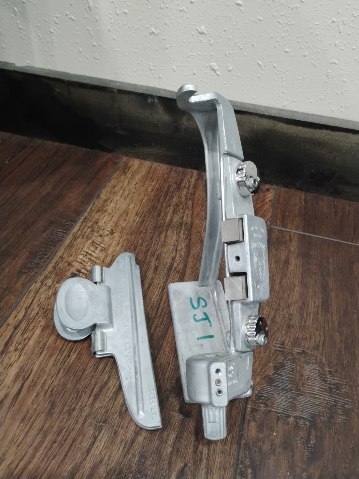Bitzenburger Dial-O-Fletch Fletchmaster Arrow Fletching Jig Right Helical Clamp