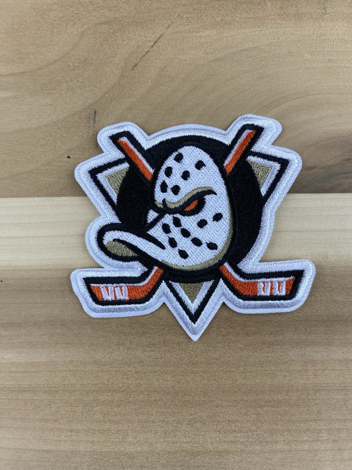 ANAHEIM DUCKS IRON ON PATCH 3 ANAHEIM DUCKS IRON ON PATCH 3