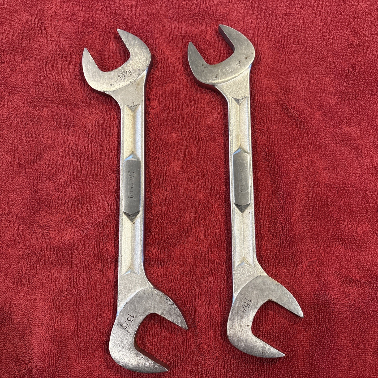SNAP-ON 2PC SAE FOUR-WAY ANGLE HEAD OPEN-END WRENCHES 1-5/16”, 1-3/8” vs42, vs44 SNAP-ON 2PC SAE FOUR-WAY ANGLE HEAD OPEN-END WRENCHES 1-5/16”, 1-3/8” vs42, vs44