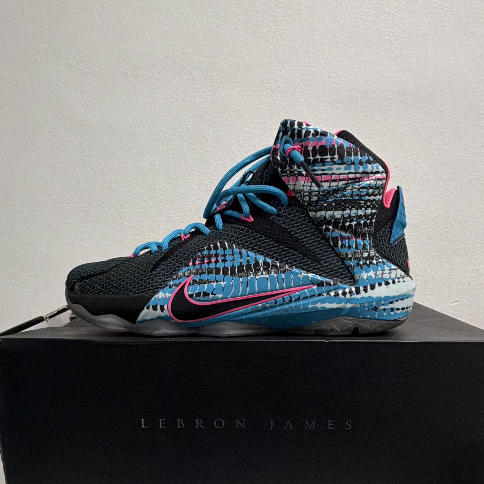 Nike LeBron XII Size 10 684593 301 Basketball shoes Size 10 Nike LeBron XII Size 10 684593 301 Basketball shoes Size 10