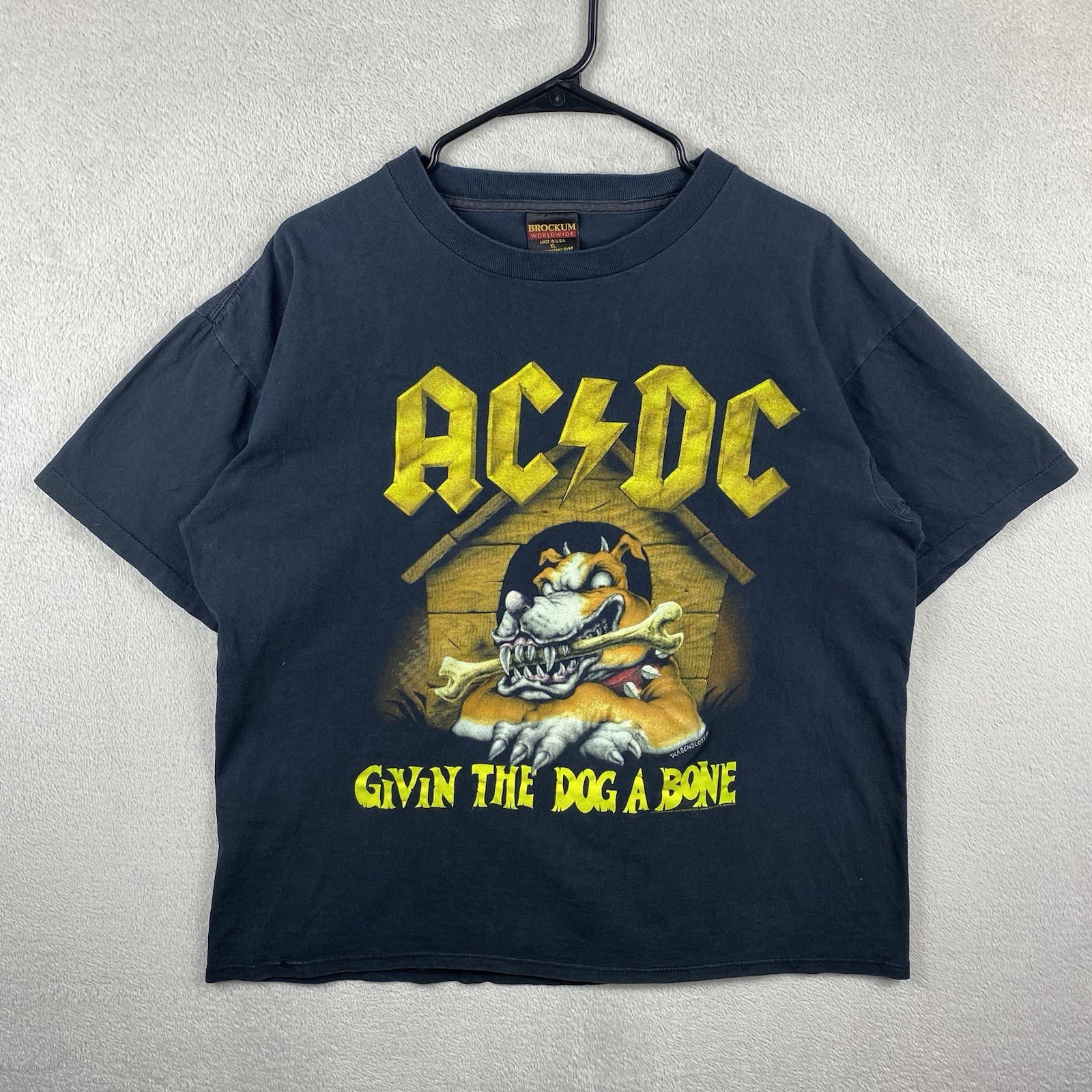 Vintage ACDC Givin The Dog A Bone T-Shirt Mens XL Black USA Made Single Stitch Vintage ACDC Givin The Dog A Bone T-Shirt Mens XL Black USA Made Single Stitch