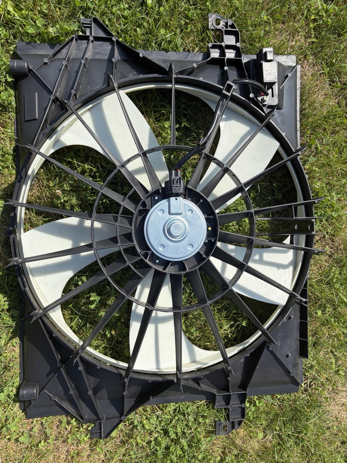 Dorman 621-410 Radiator Fan Dorman 621-410 Radiator Fan