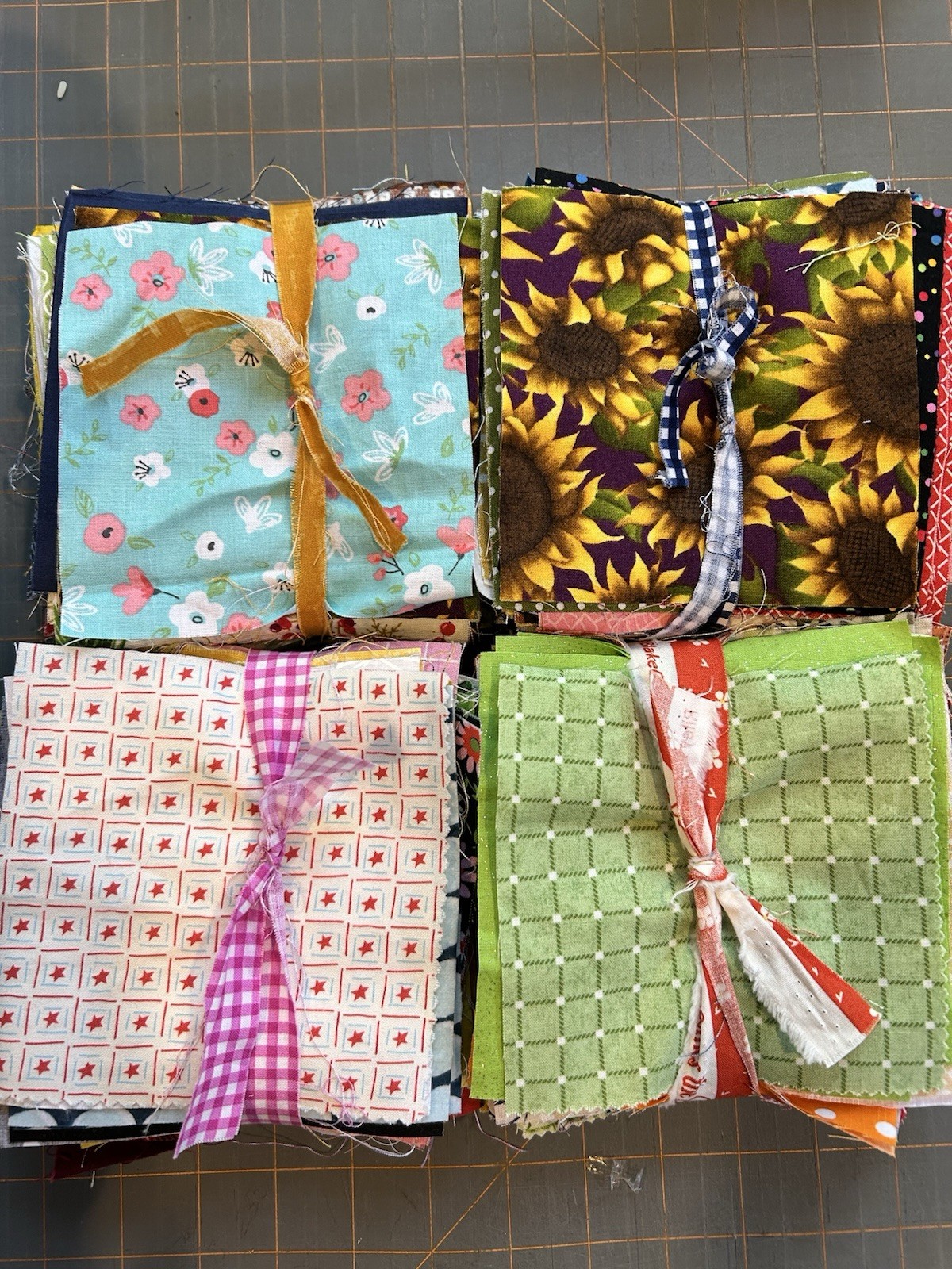 100 5”X5” Charm Pack 100% Cotton Pre-Cut Squares
