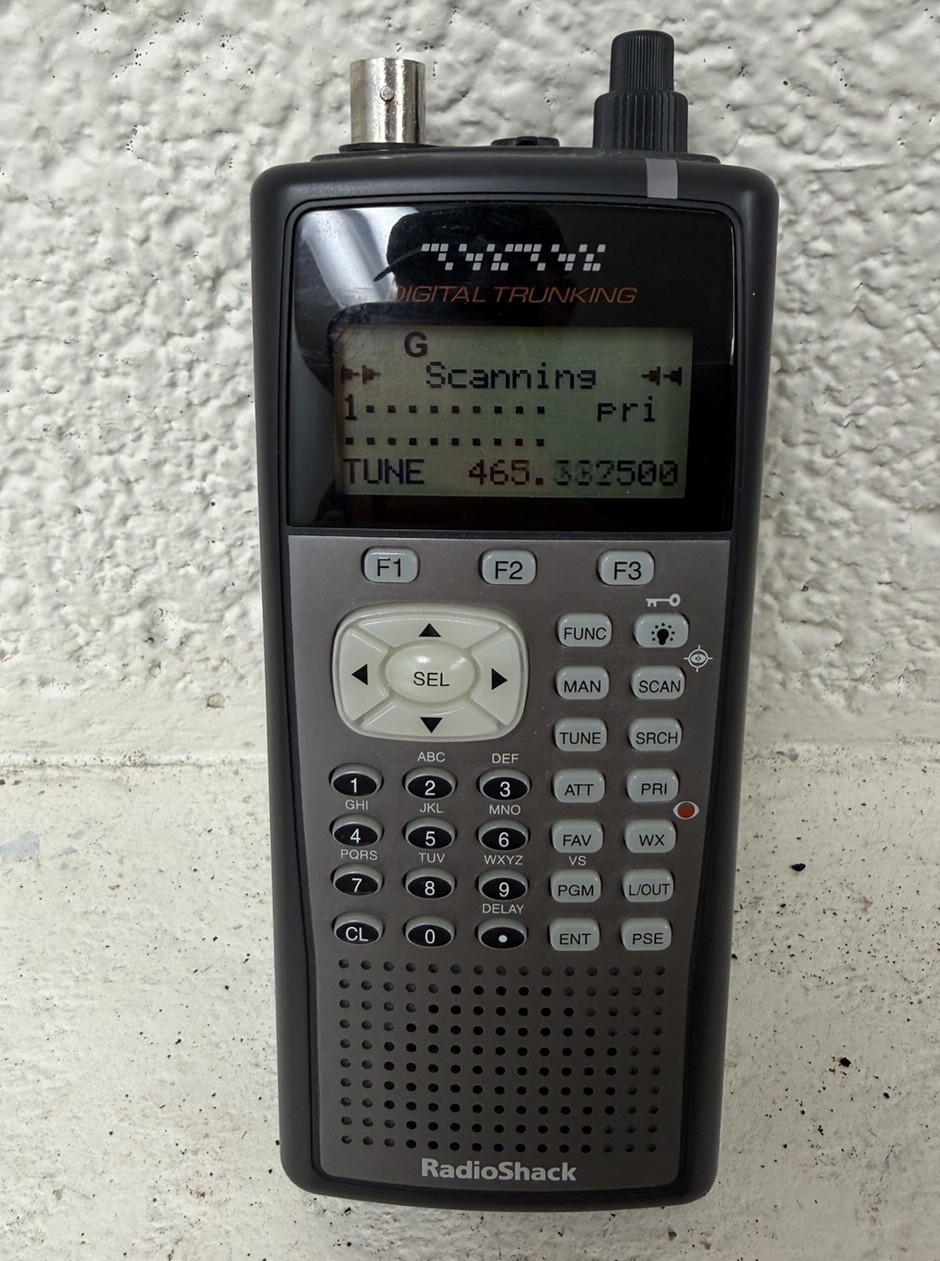 Vintage RadioShack Pro-106 Handheld Digital Trunking Scanner Tested Works Vintage RadioShack Pro-106 Handheld Digital Trunking Scanner Tested Works