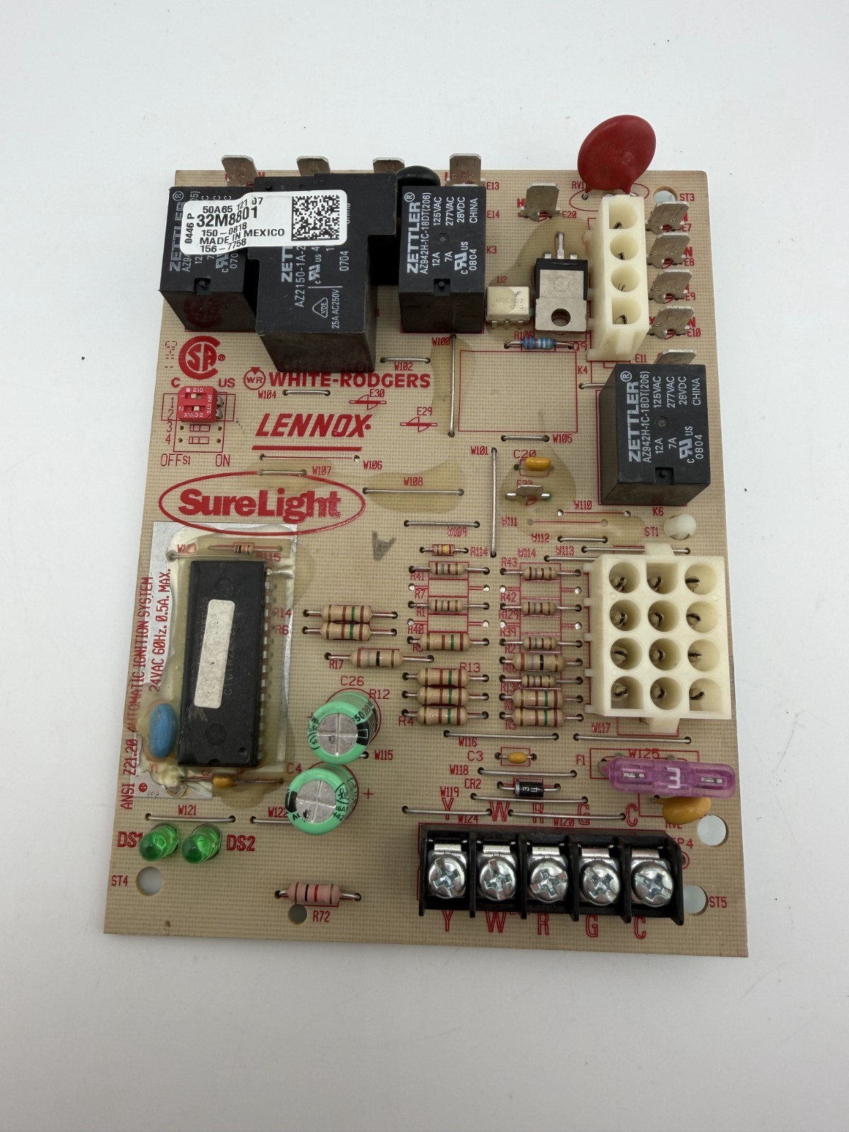 Lennox SureLight 32M8801 50A65-121-07 Ignition Control Circuit Board 24V 0.5A