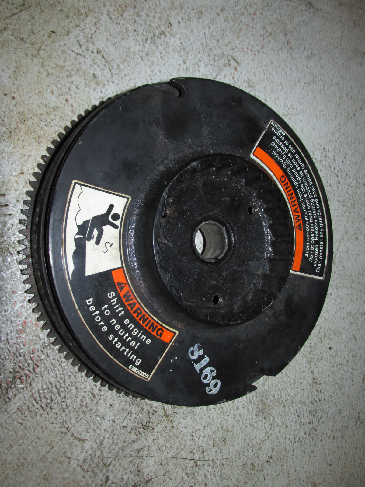 Mercury 25hp 2 Stroke Outboard Flywheel (258-818354-C1) Mercury 25hp 2 Stroke Outboard Flywheel (258-818354-C1)
