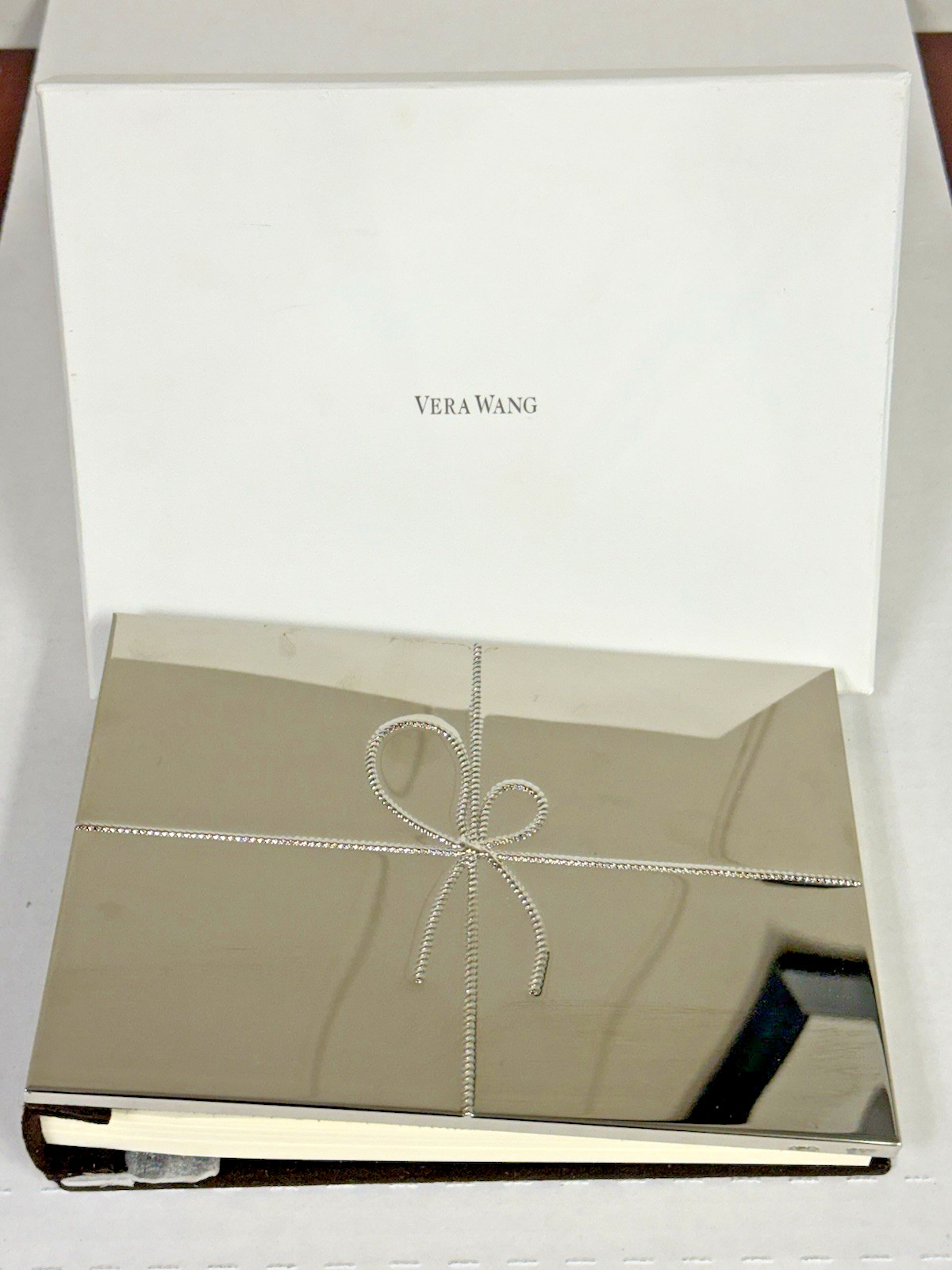 OPEN BOX ITEM VERA WANG LOVE KNOTS 4\ OPEN BOX ITEM VERA WANG LOVE KNOTS 4\