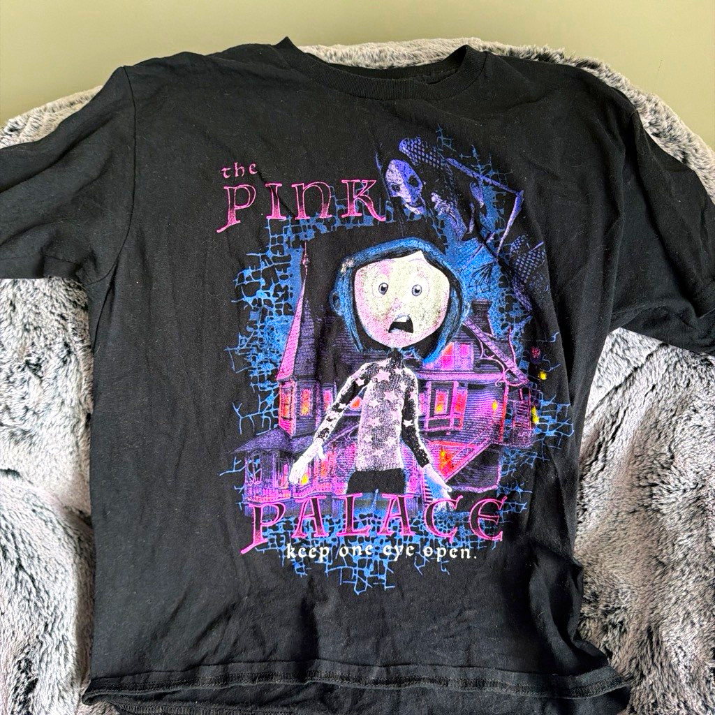 Coraline Pink Palace Keep One Eye Open Men’s S Black Graphic T-Shirt Coraline Pink Palace Keep One Eye Open Men’s S Black Graphic T-Shirt